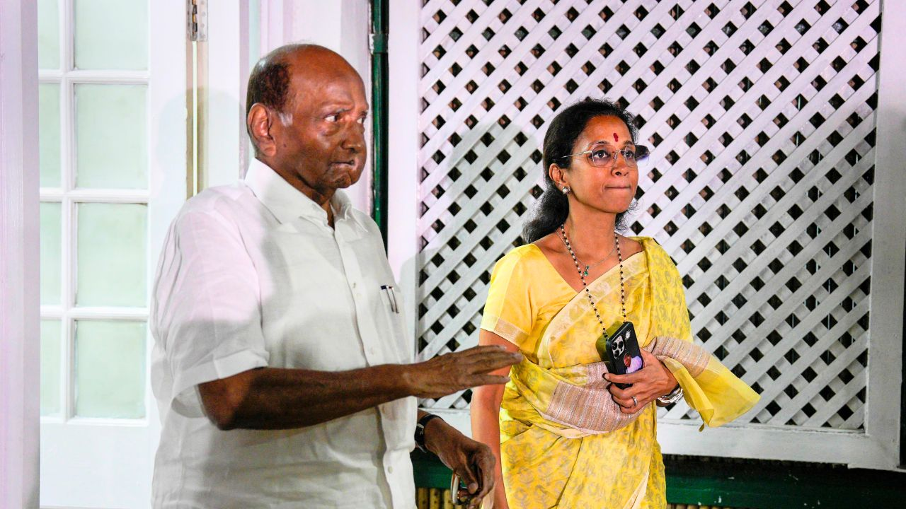 sharad pawar and supriya sule