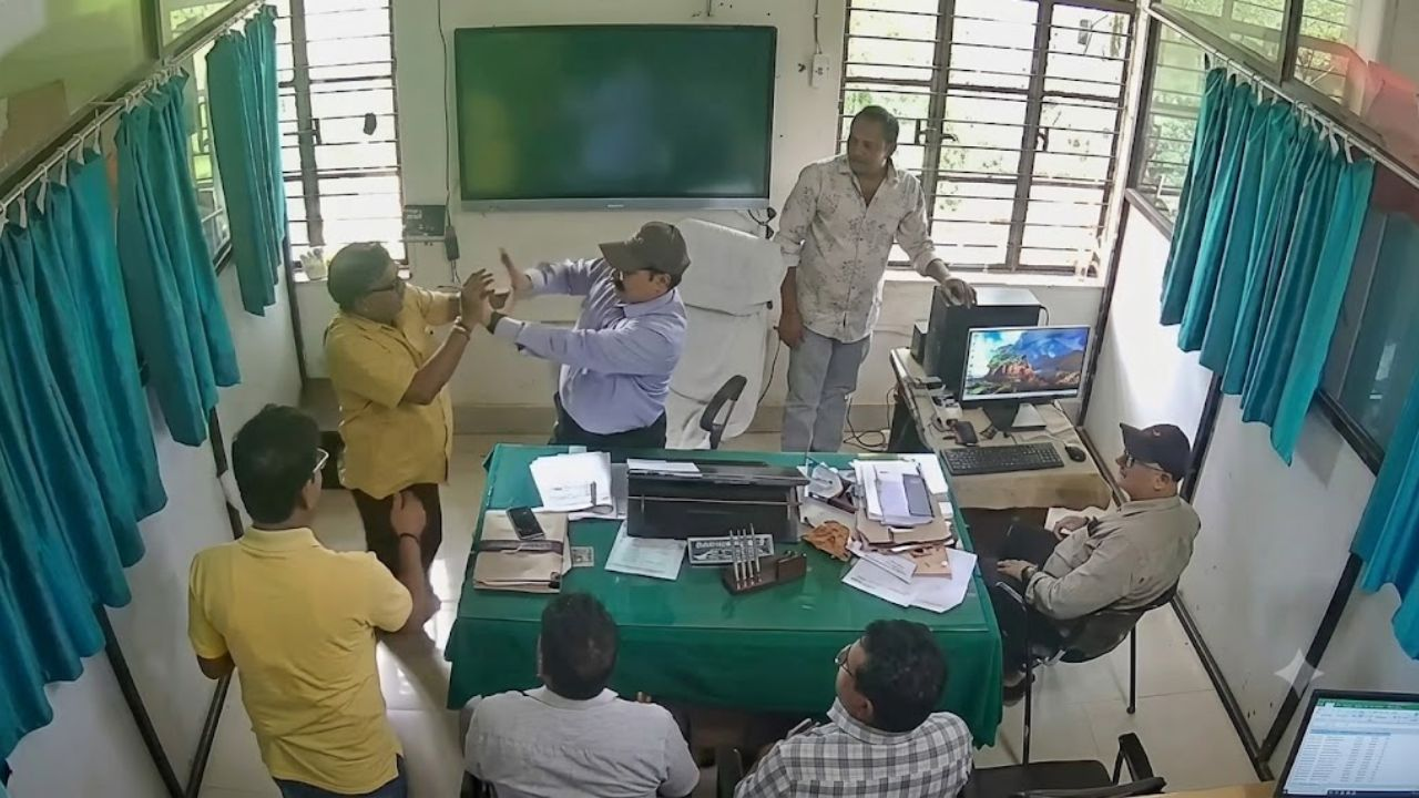 image of people fighting