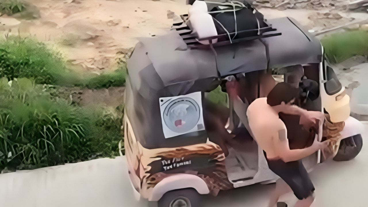Viral Video Tourists