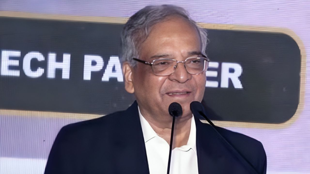 Former IAS Dhanendra Kumar