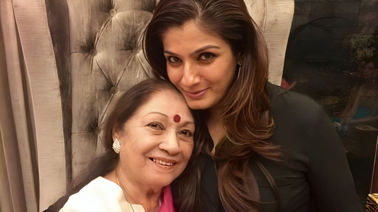Raveena Tandon And Veena Tandon