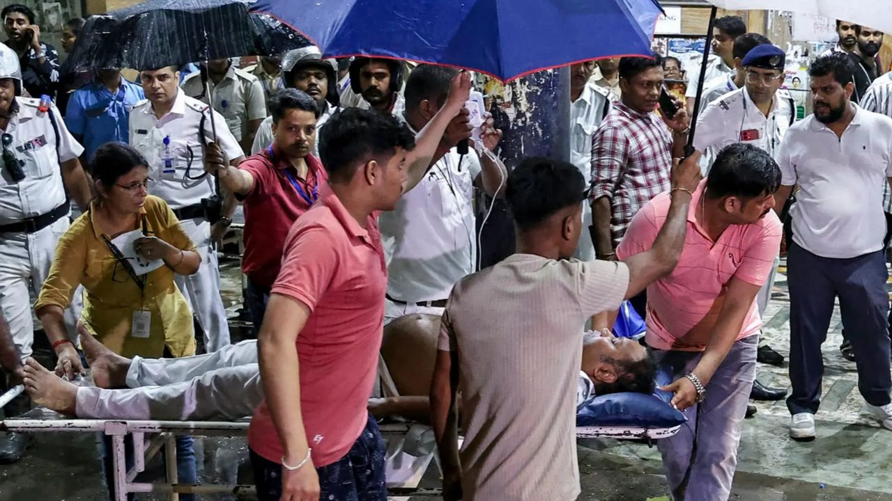 Kolkata Stampede, कोलकाता भगदड़