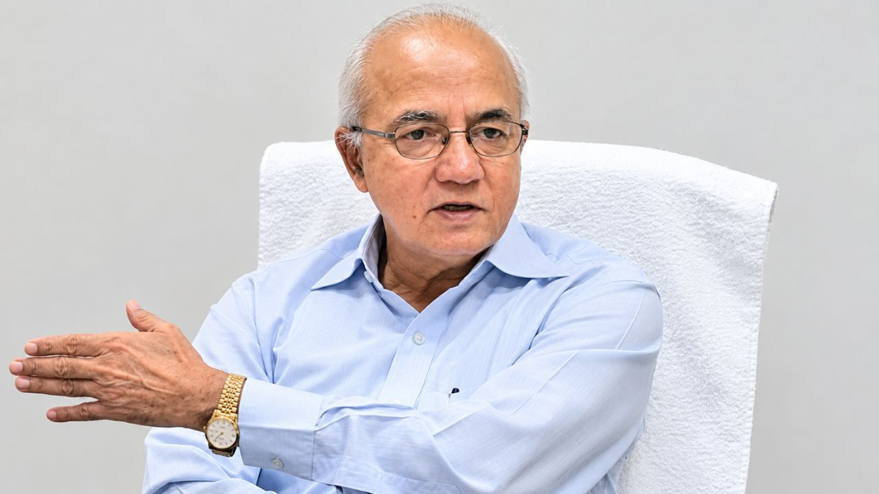  Rakesh Mehta, Former Delhi Chief Secretary