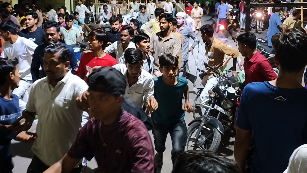 Alam Market Kanpur