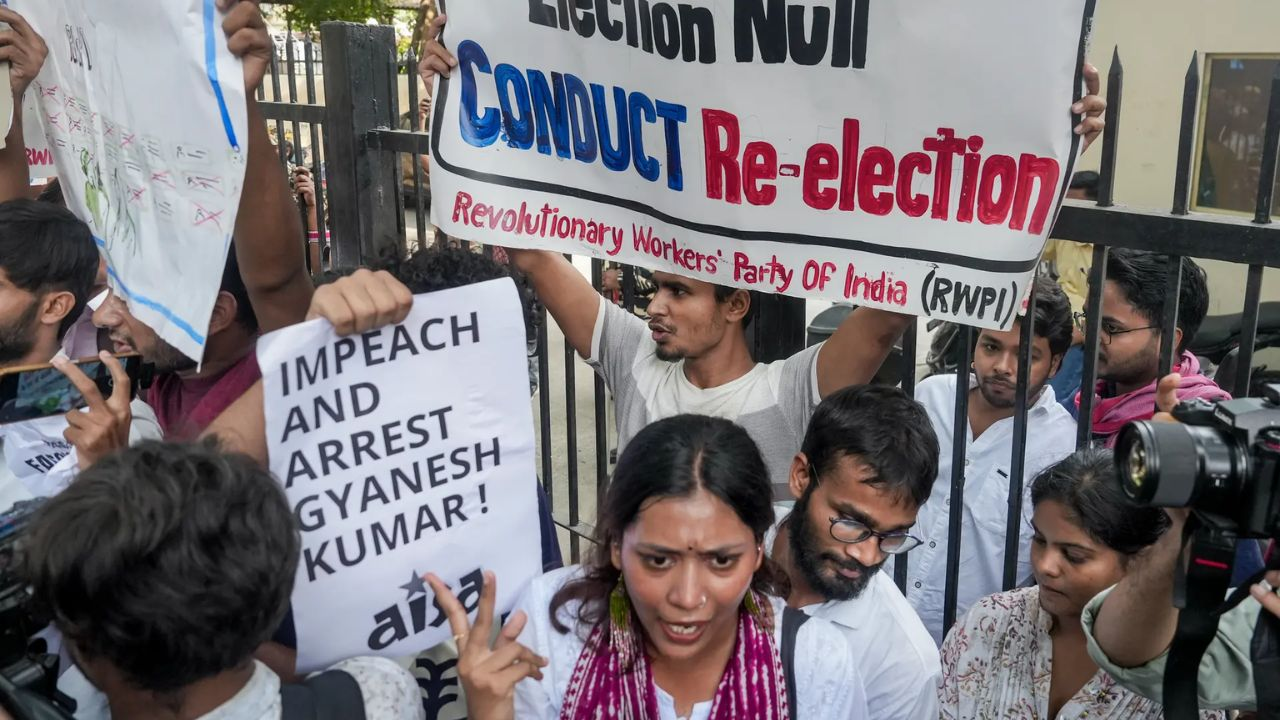 CEC Gyanesh Kumar, Rahul Gandhi, 