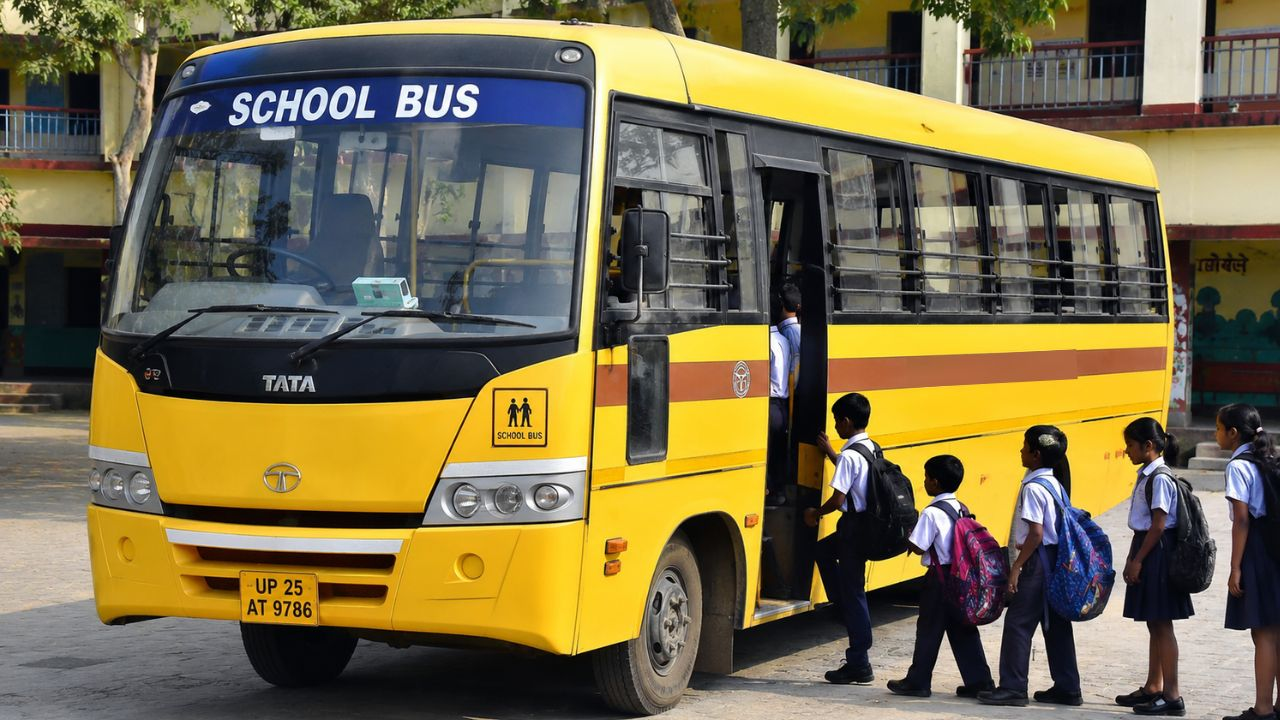 UP School Bus AI Image ChatGPT