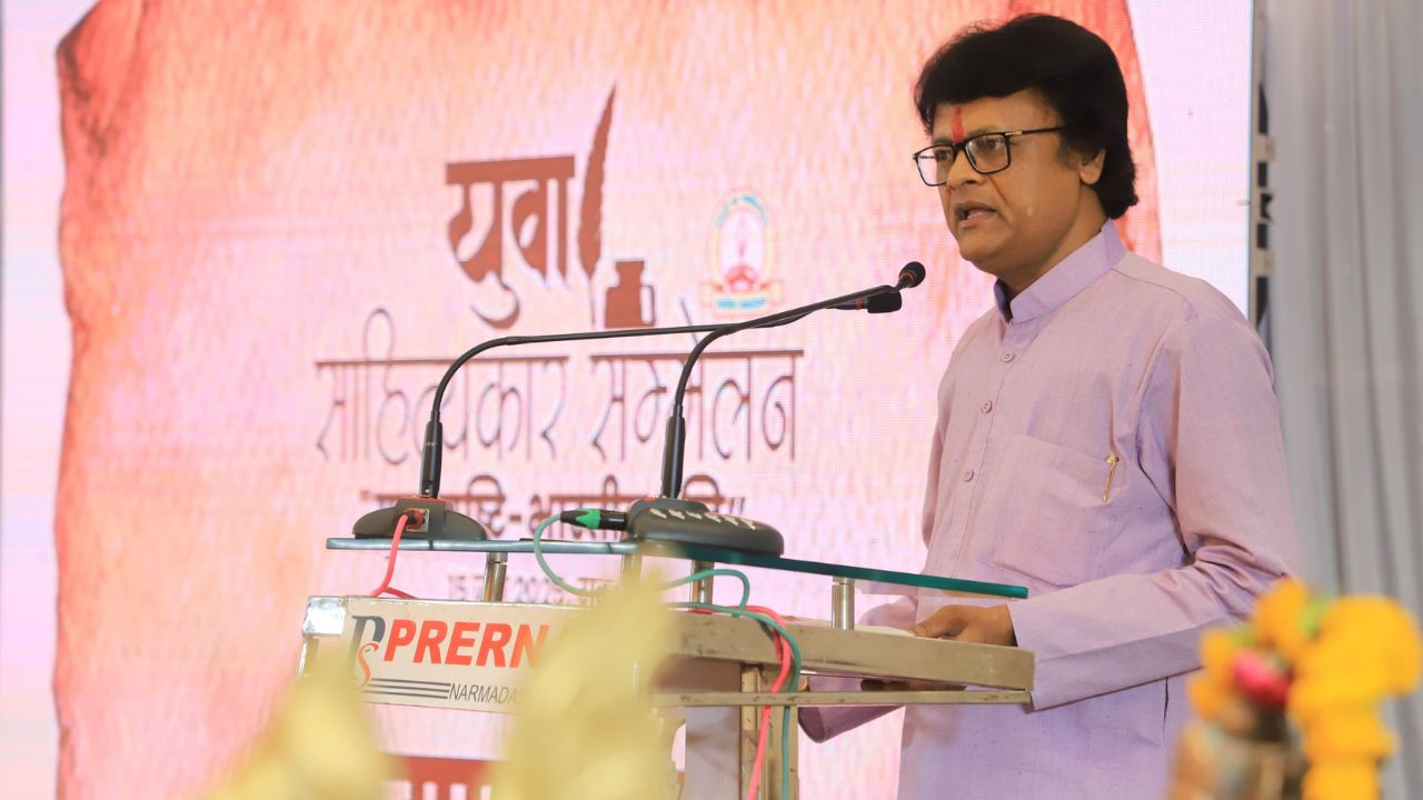 vijay manohar tiwari