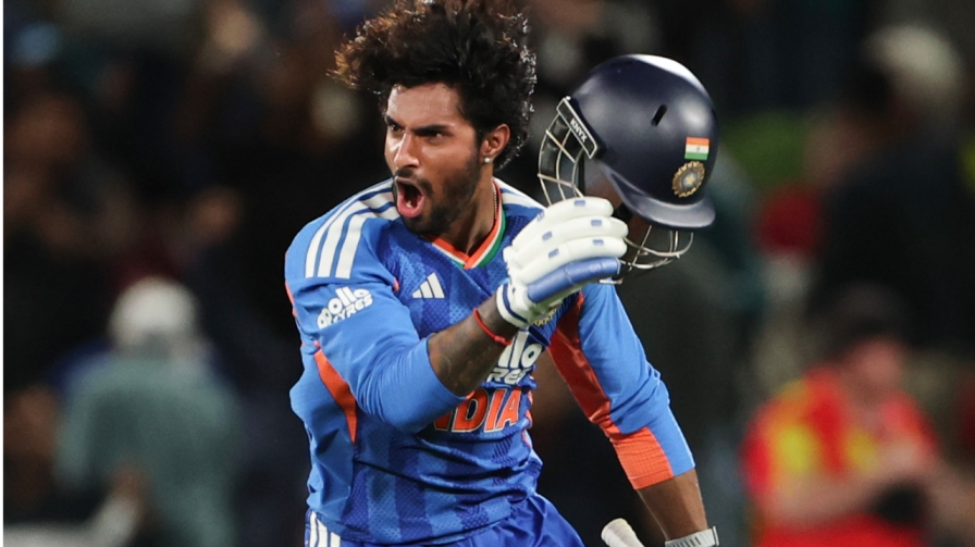 Tilak Varma IND vs NZ 2nd T20