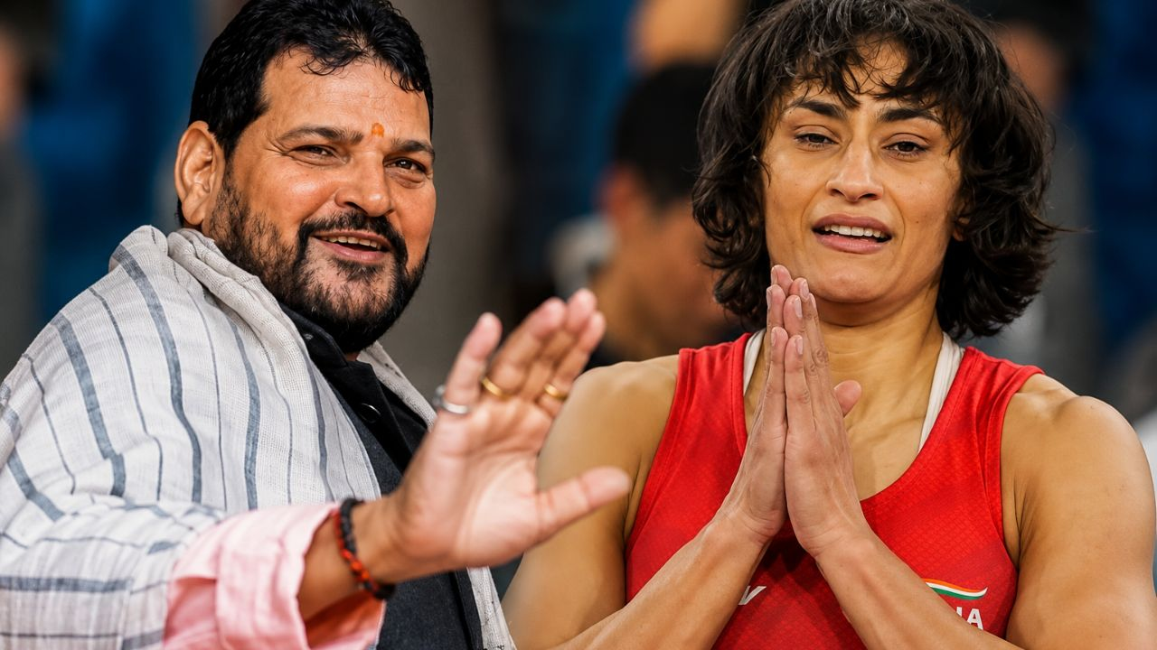 Vinesh Phogat Vs Brij Bhushan Sharan Singh