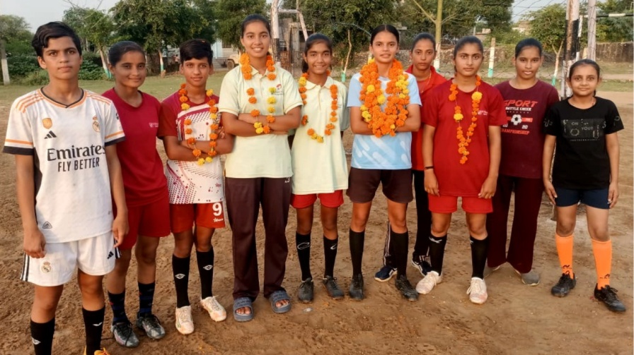 Dilwara Football Girls