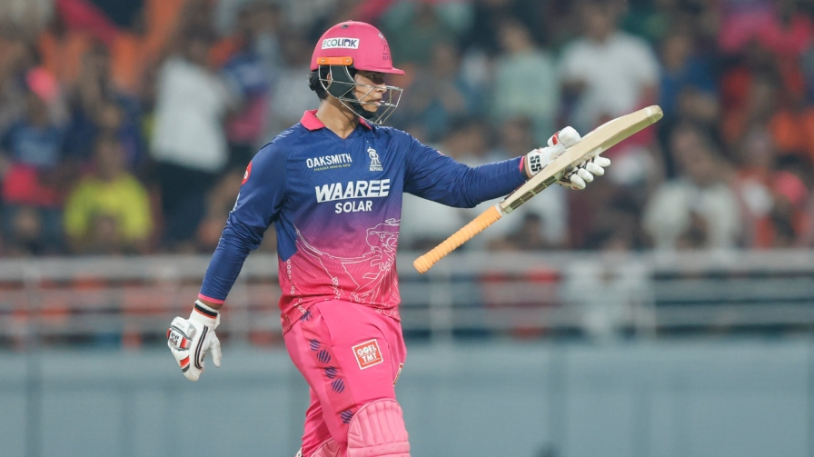 Vaibhav Sooryavanshi Fifty RR vs SRH IPL 2026