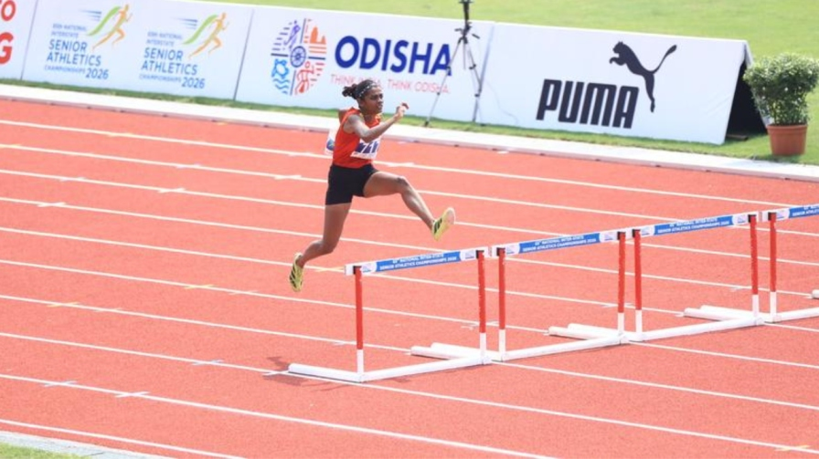 R Harshitha 400m hurdle race