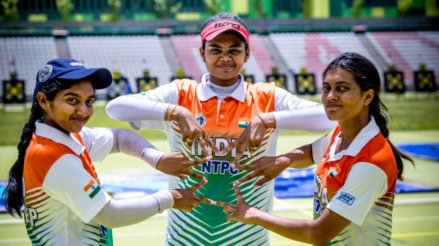 Jyothi Surekha Vennam Prithika Pradeep Chikitha Taniparthi Archery World Cup medal