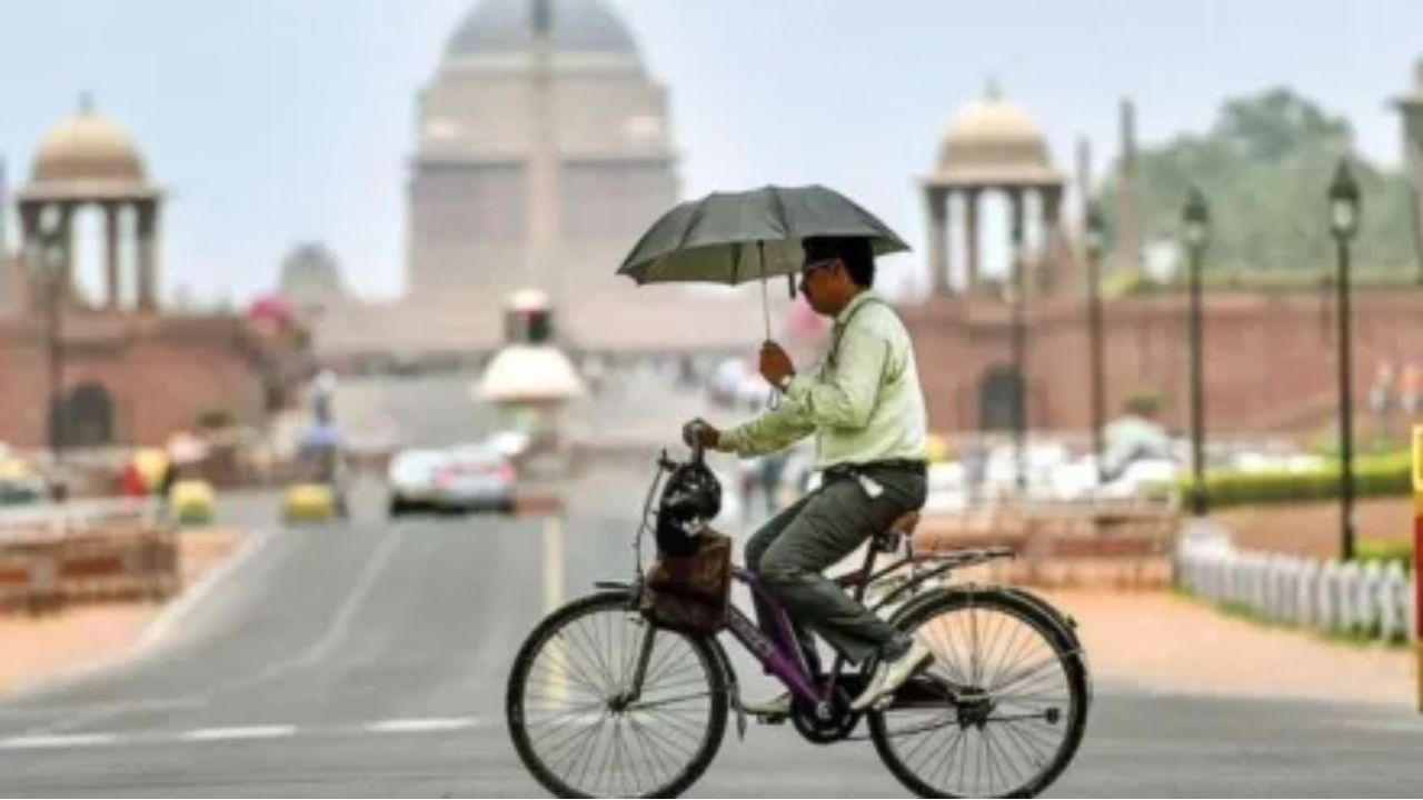Delhi temperature today