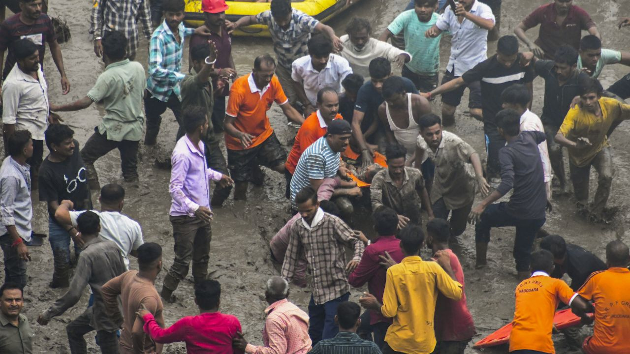 bridge collapse