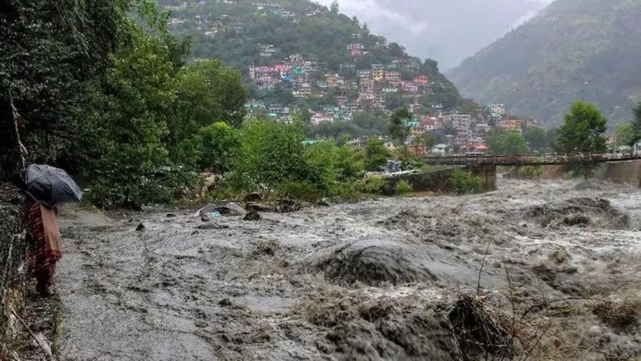 प्रतीकात्मक तस्वीर । Photo Credit: PTI