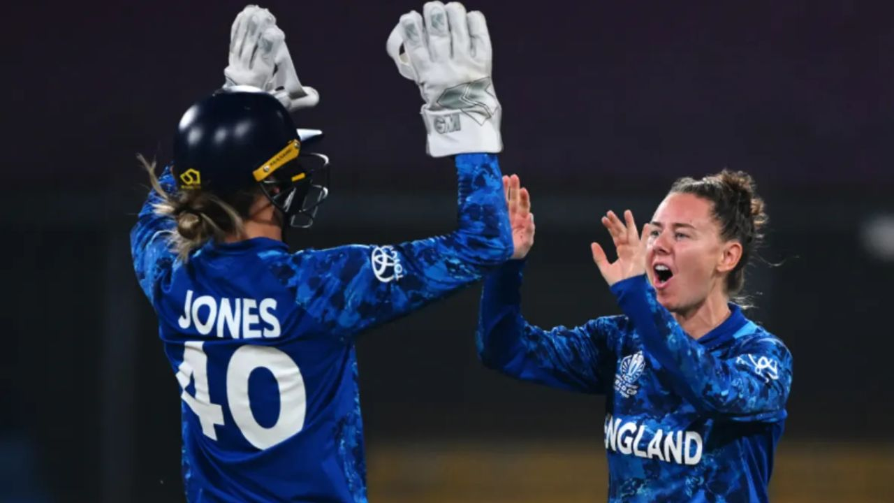 AUS W VS ENG W