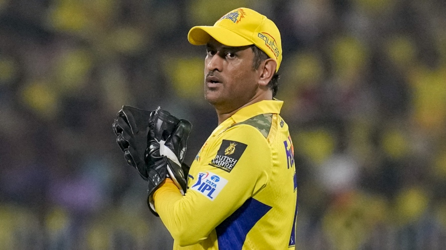 MS Dhoni Angry