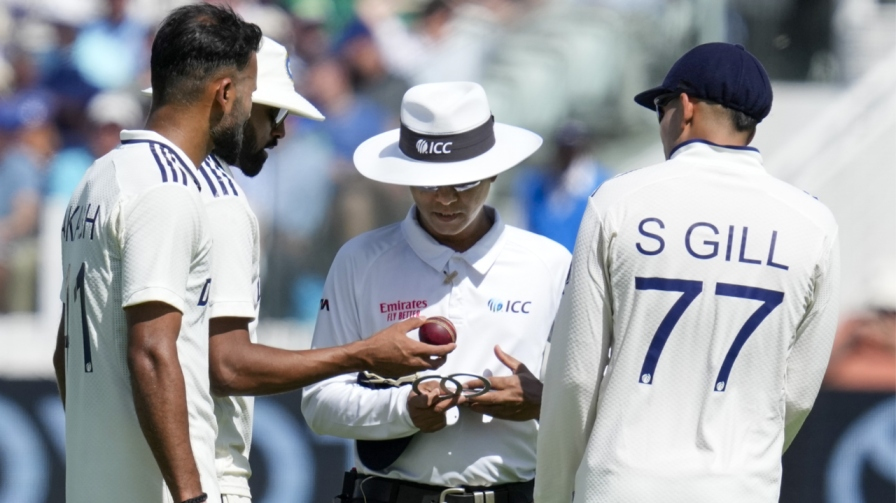 Umpire Ball Change