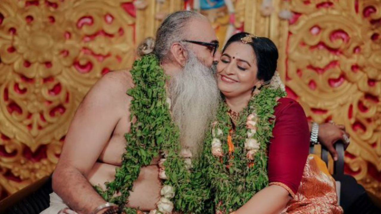 Patharamattu actors Kris Venugopal and Divya Sreedhar married 