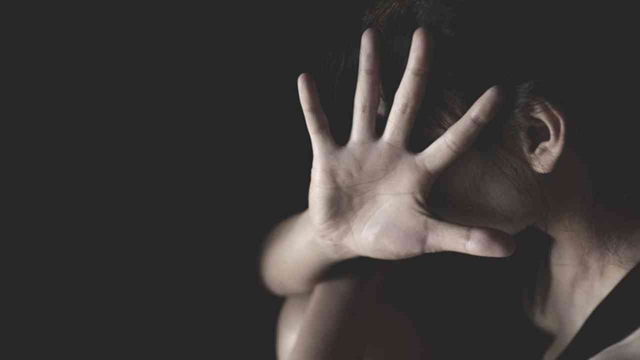 5 year old strangled to death in mathura
