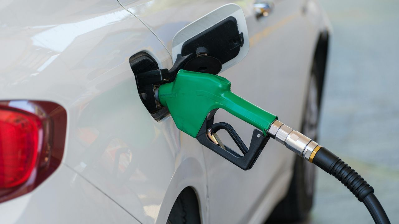 Image of Vehicle and Fuel