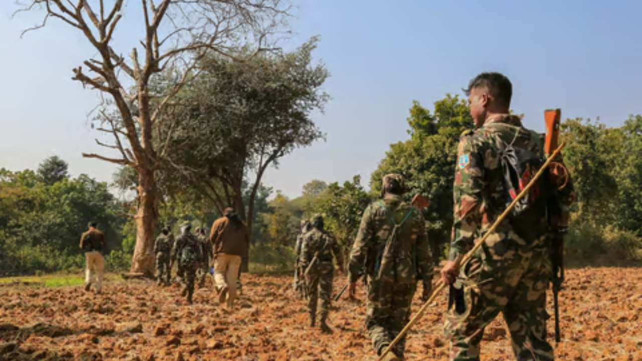 Chhattisgarh-Telangana border 31 naxal killed 