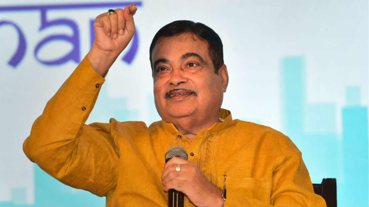 Nitin Gadkari : PTI