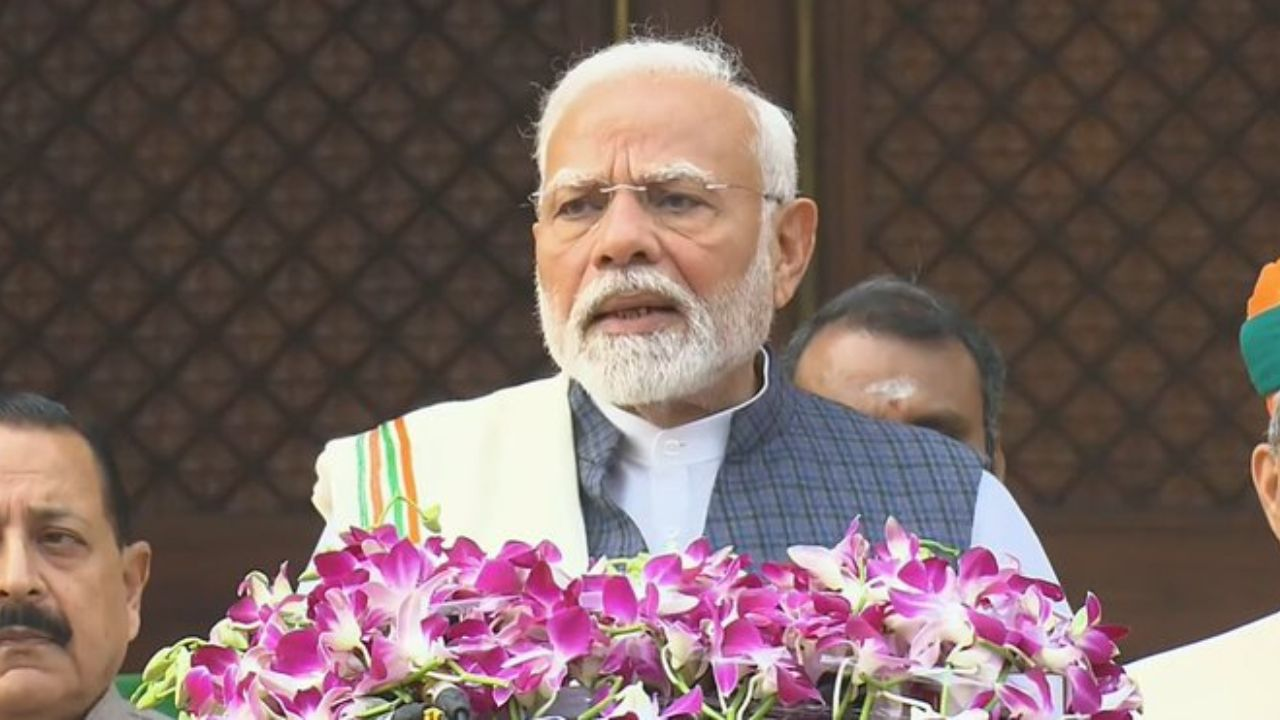 PM Narendra Modi outside parliament