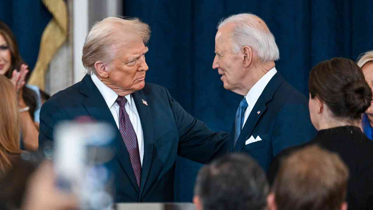 Trump signs 8 executive orders onstage after inaugural parade