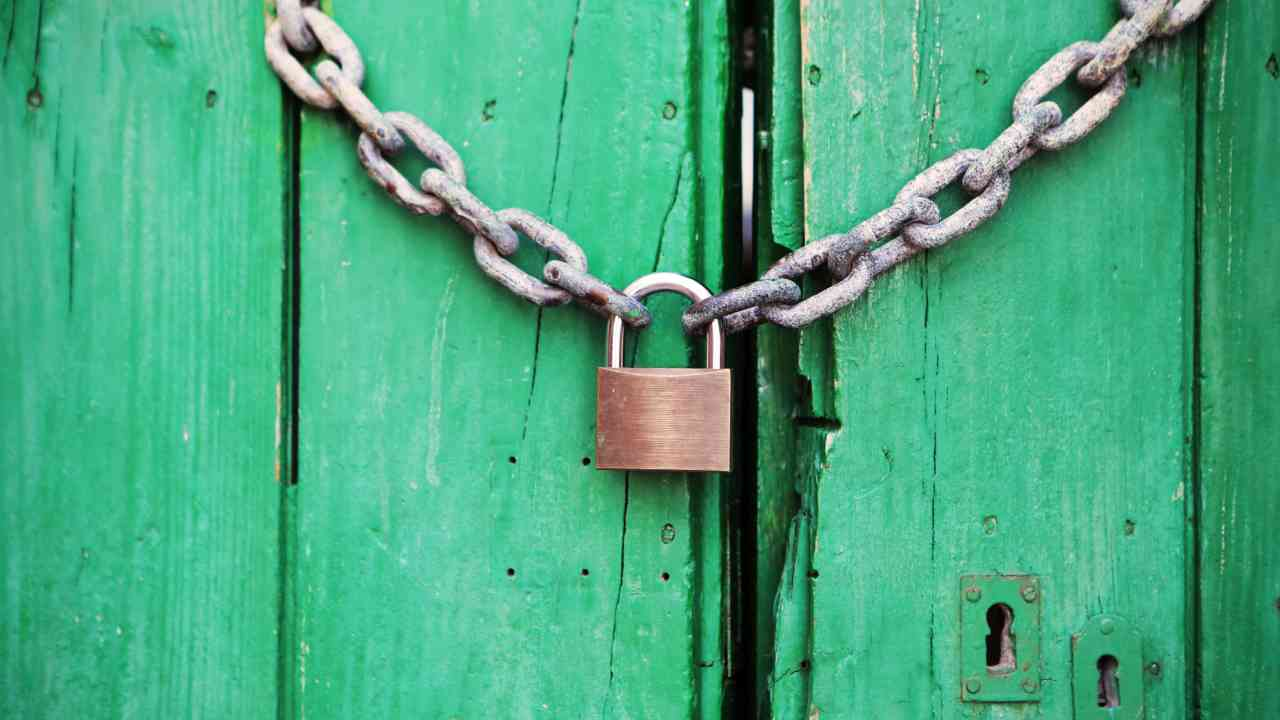 Gujarat 17 students left locked on school