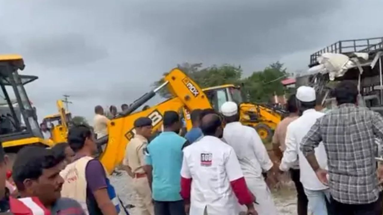 Telangana  Bus Accident 