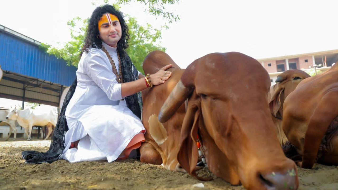 Aniruddhacharya 