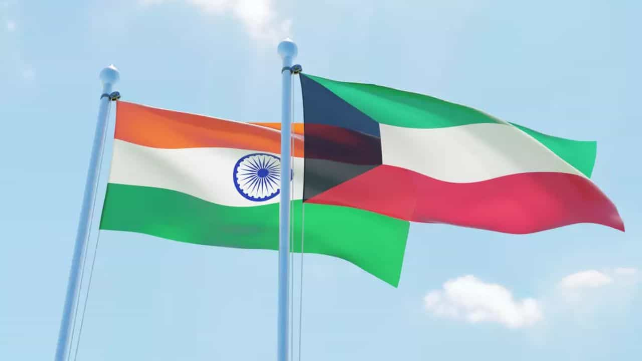 india and kuwait flag