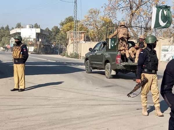 12 Pak Army soldiers killed in suicide car bomb attack