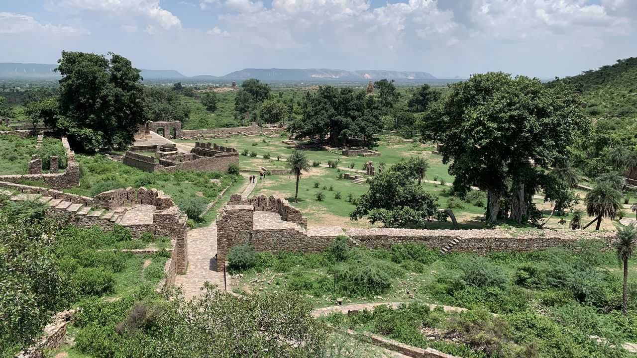 भानगढ़ का किला भारतीय पुरात्तव विभाग की देखरेख में है। (फोटो क्रेडिट- wikipedia.org)