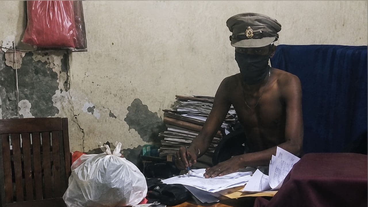 Hapur police station