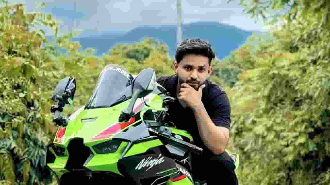 Aashu UK Rider 