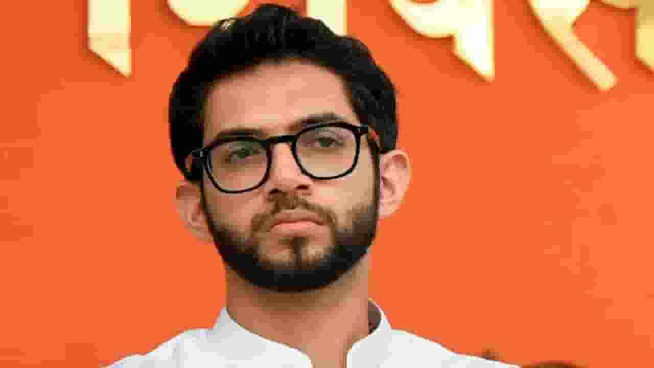 Aditya Thackeray Says Samajwadi Party BJP B Team