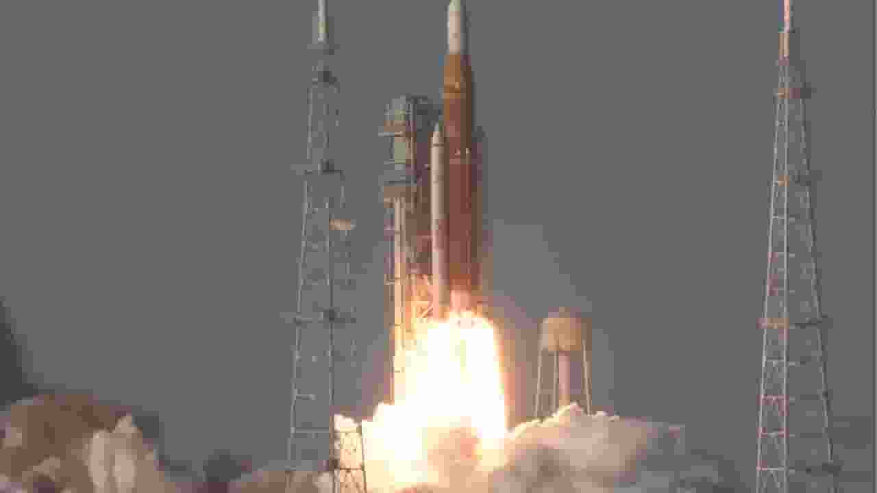 artemis mission 2