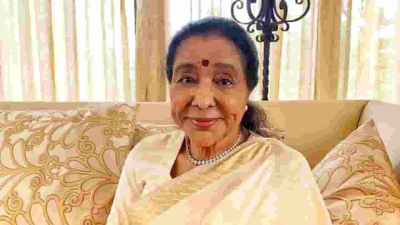 Asha Bhosle 