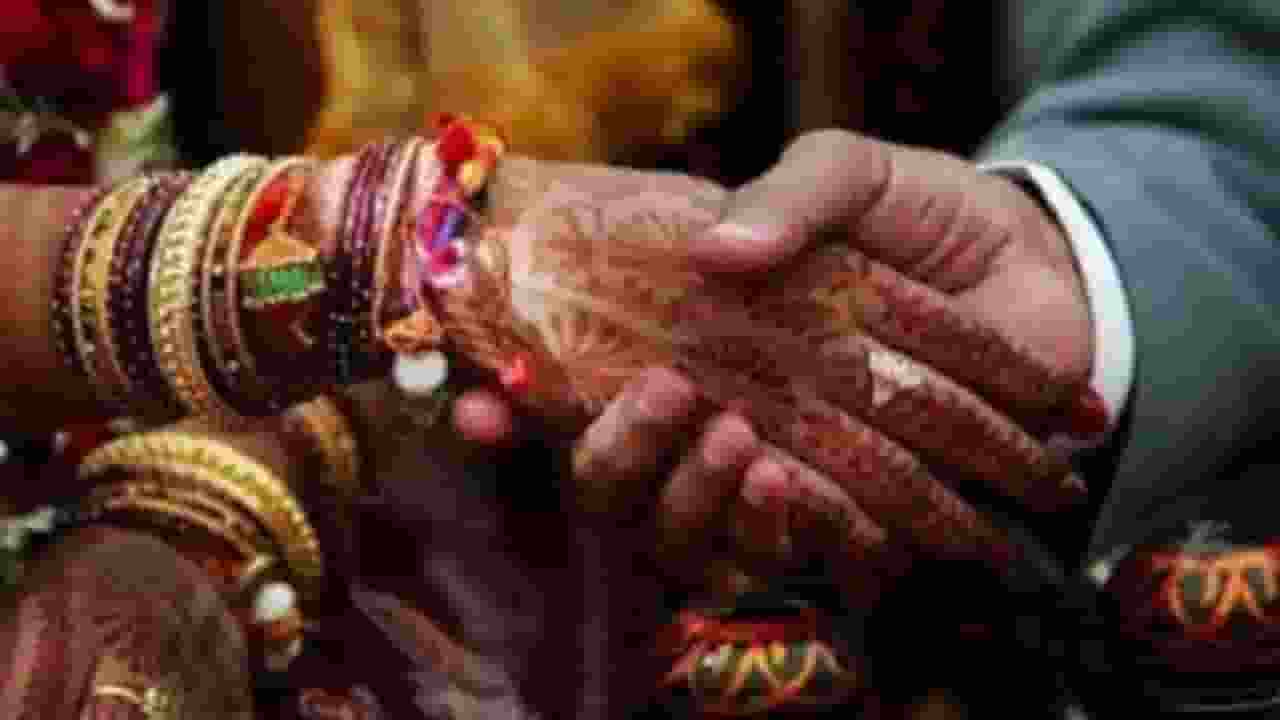Budaun groom