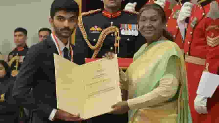 D Gukesh Droupadi Murmu Khel Ratna
