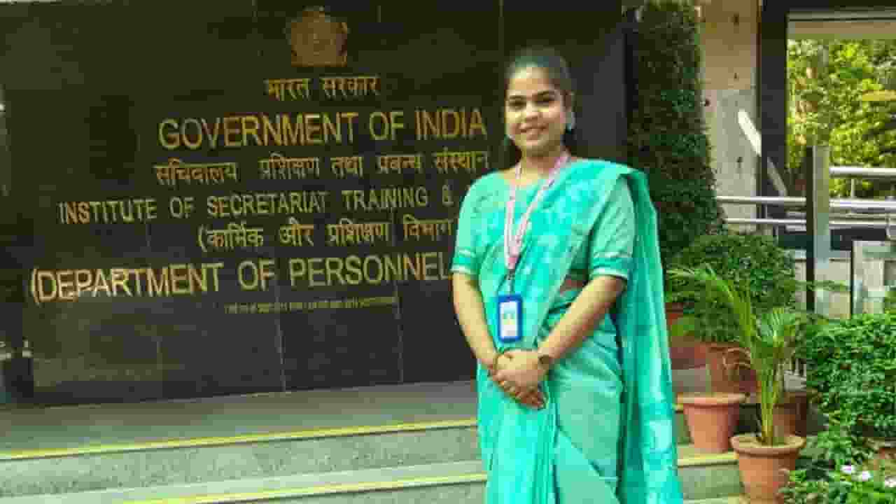 Defence ministry ASO officer nazia khanaum
