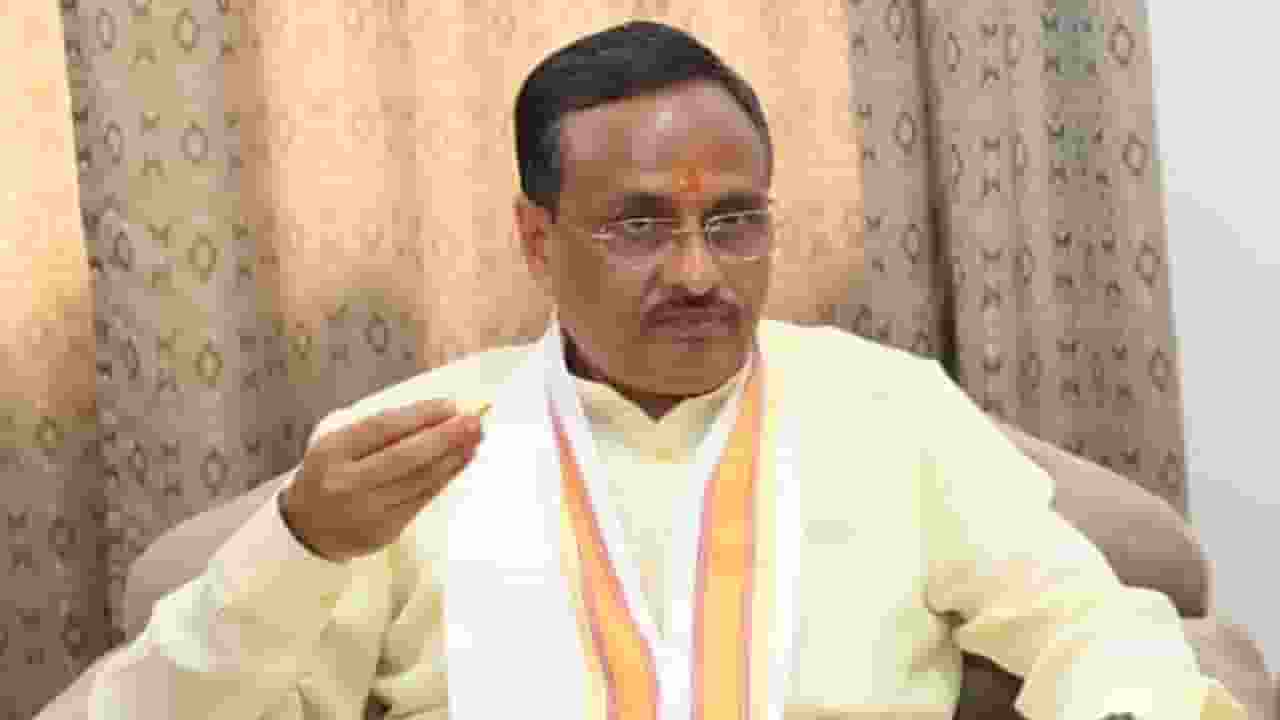 dr dinesh sharma