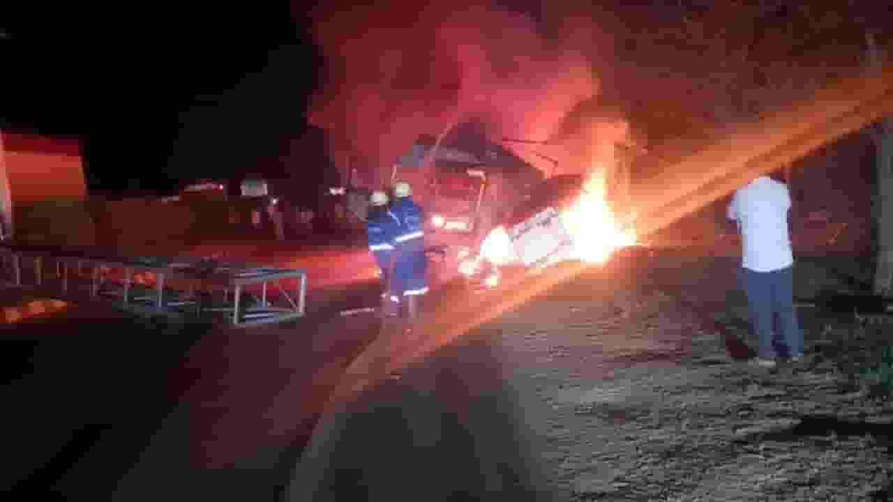 telangana trcuk accident