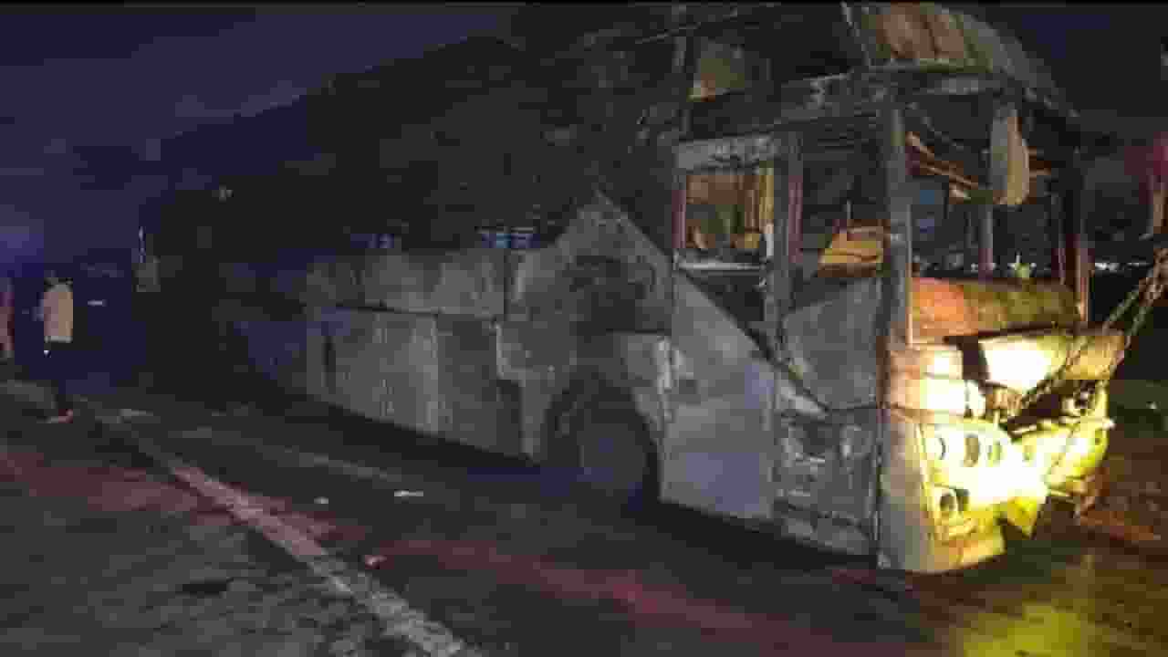 greater noida fire accident in bus