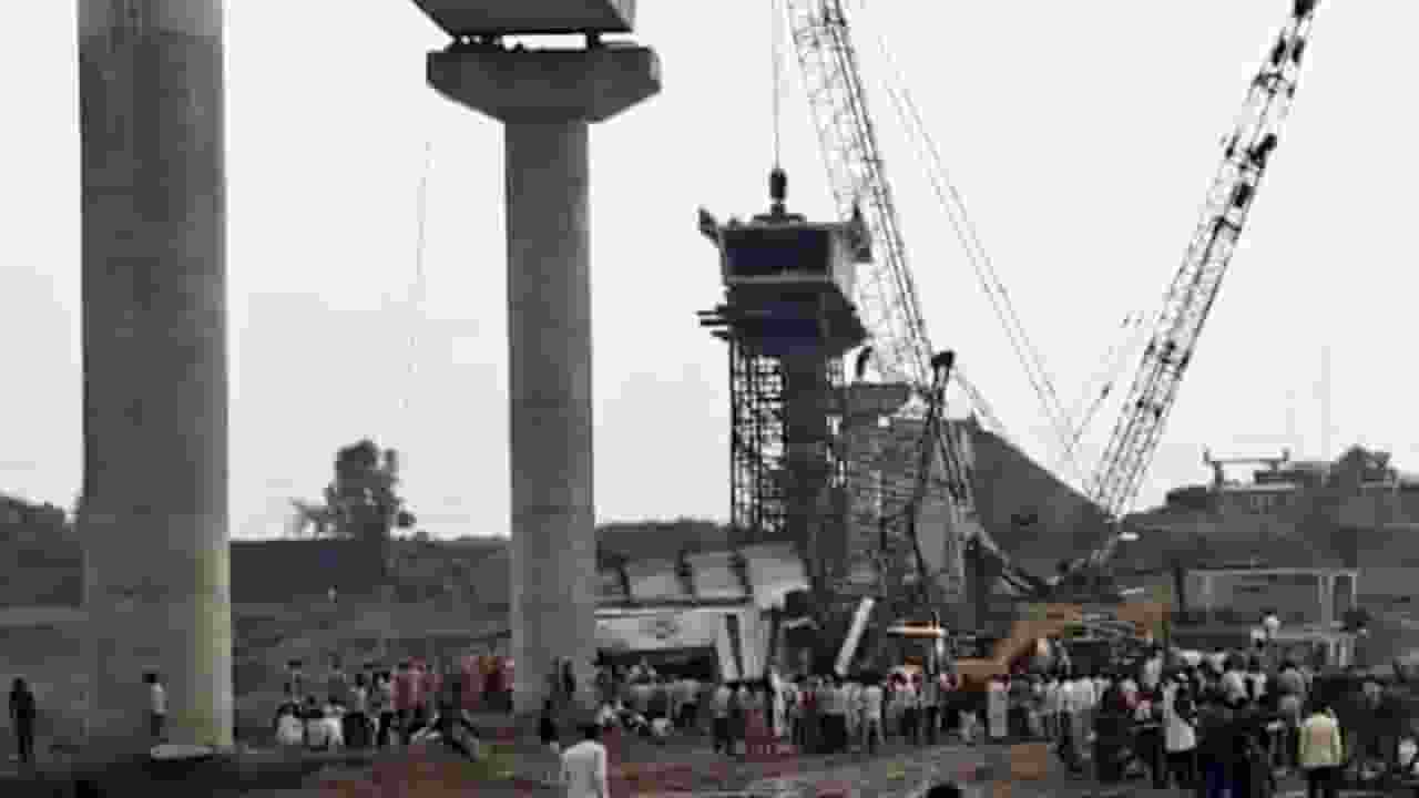 Hamripur Bridge collapse 