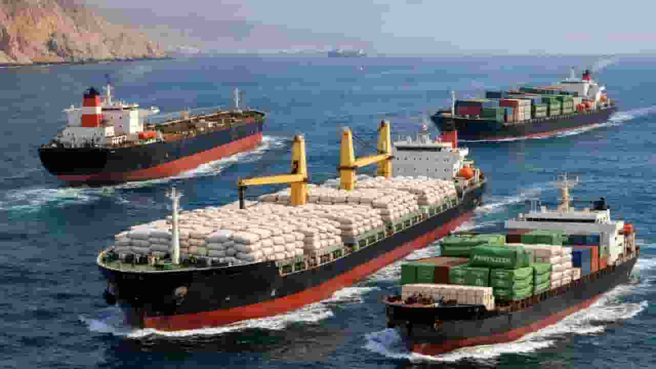 ship passing through strait of hormuz