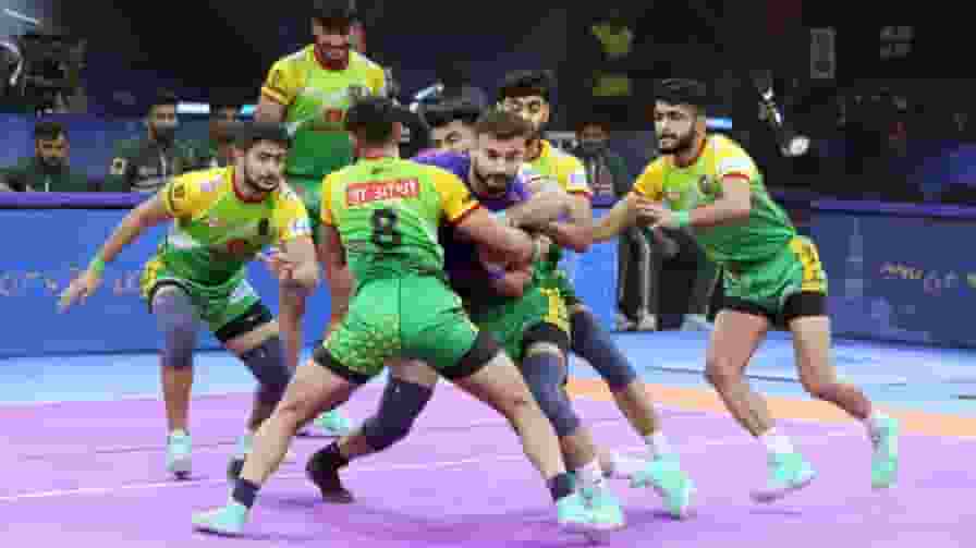 Patna Pirates vs Dabang Delhi